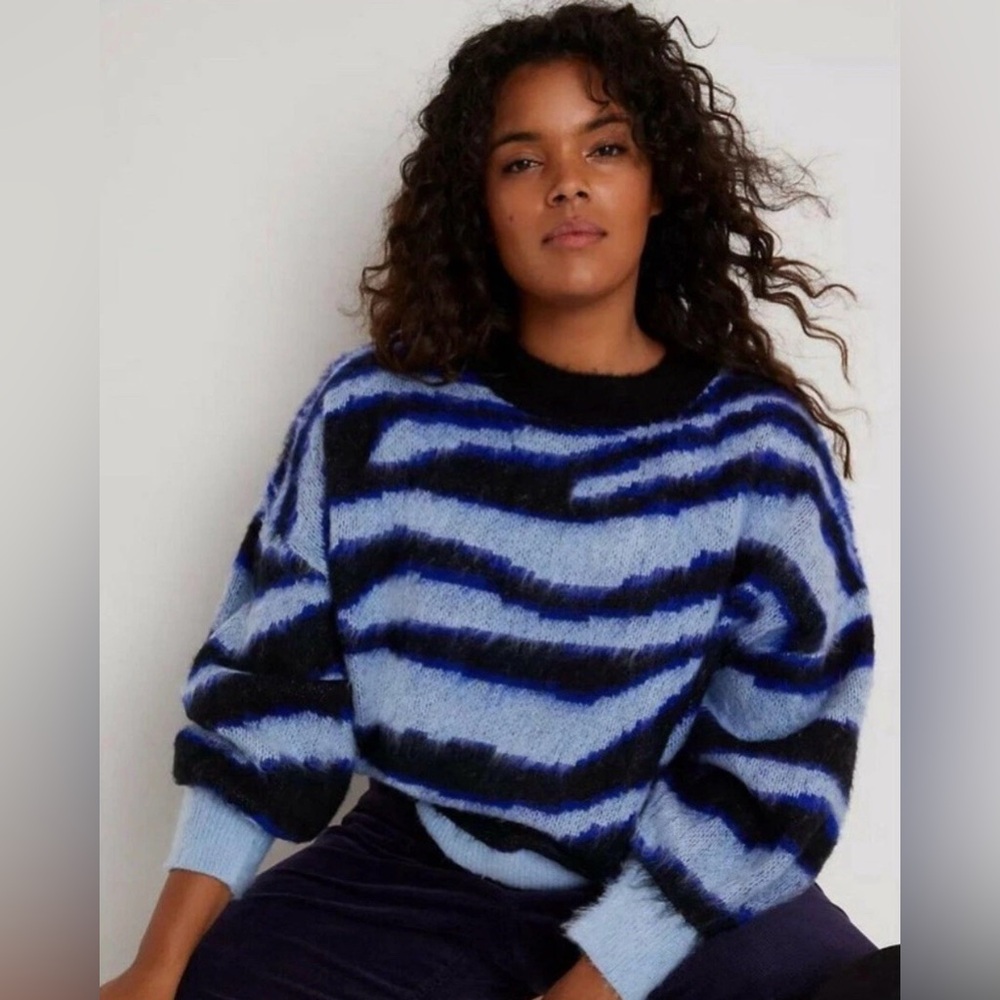 NWT Anthropologie Salma Striped Whisper Soft Eyelash Sweater Blue Motif Medium